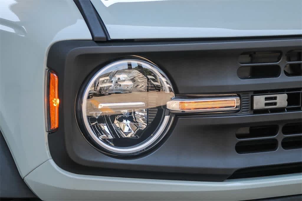 Thumbnail: 2022 Ford Bronco - 4