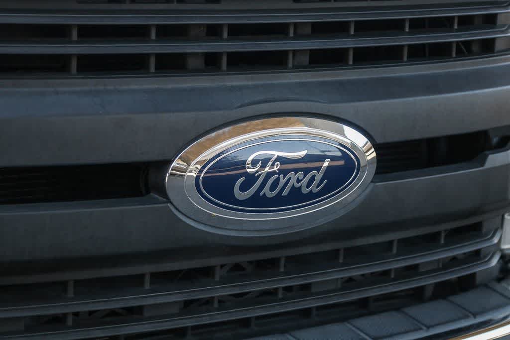 Thumbnail: 2017 Ford F-550 - 5