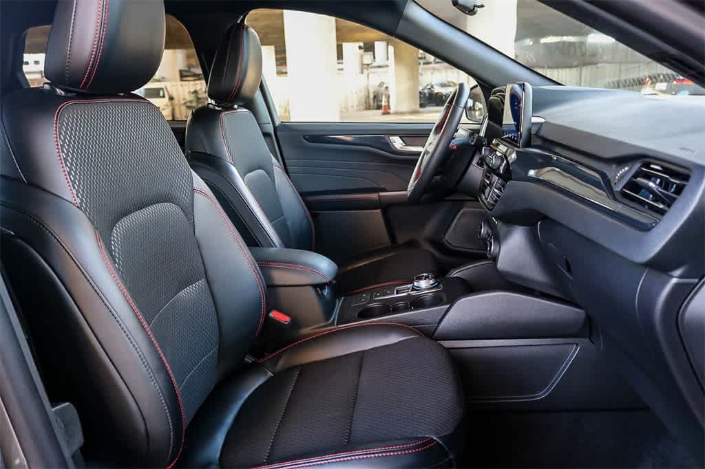 Thumbnail: 2024 Ford Escape - 17