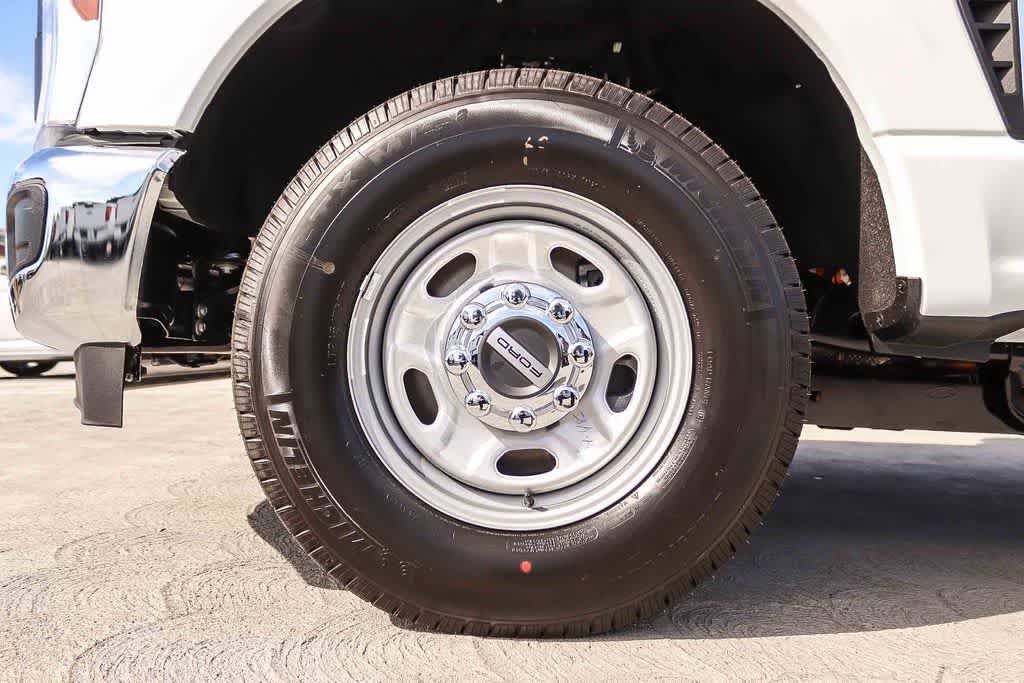 Thumbnail: 2026 Ford F-250 - 11