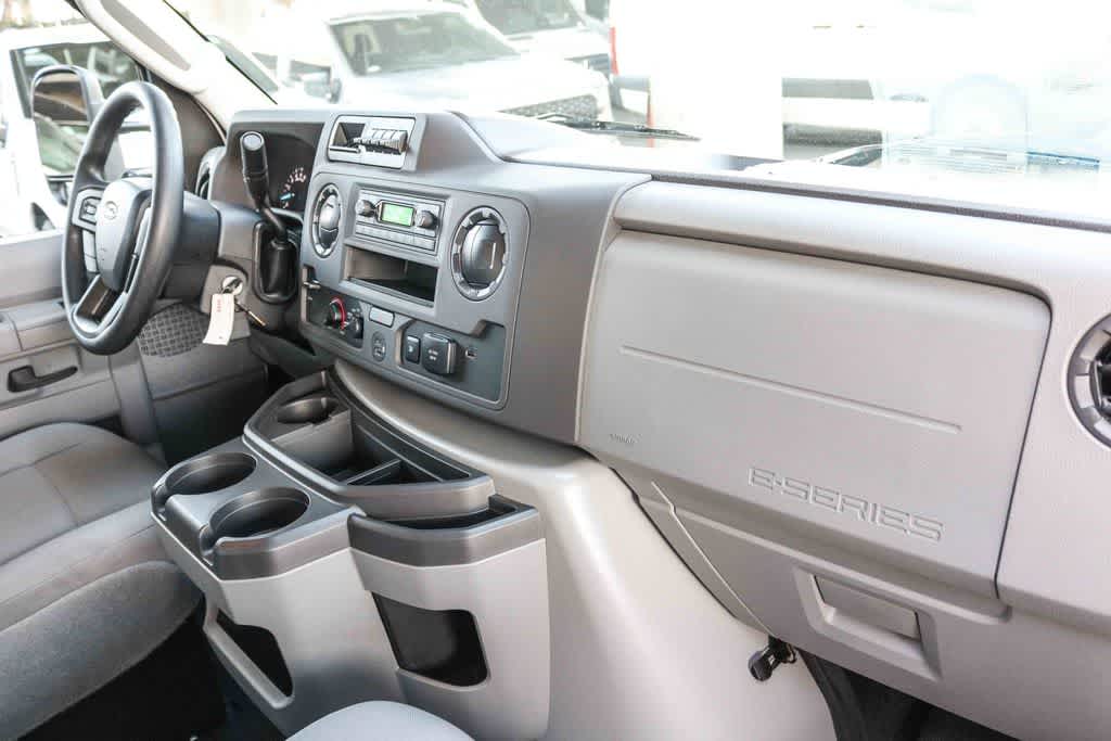 Thumbnail: 2026 Ford Econoline - 17