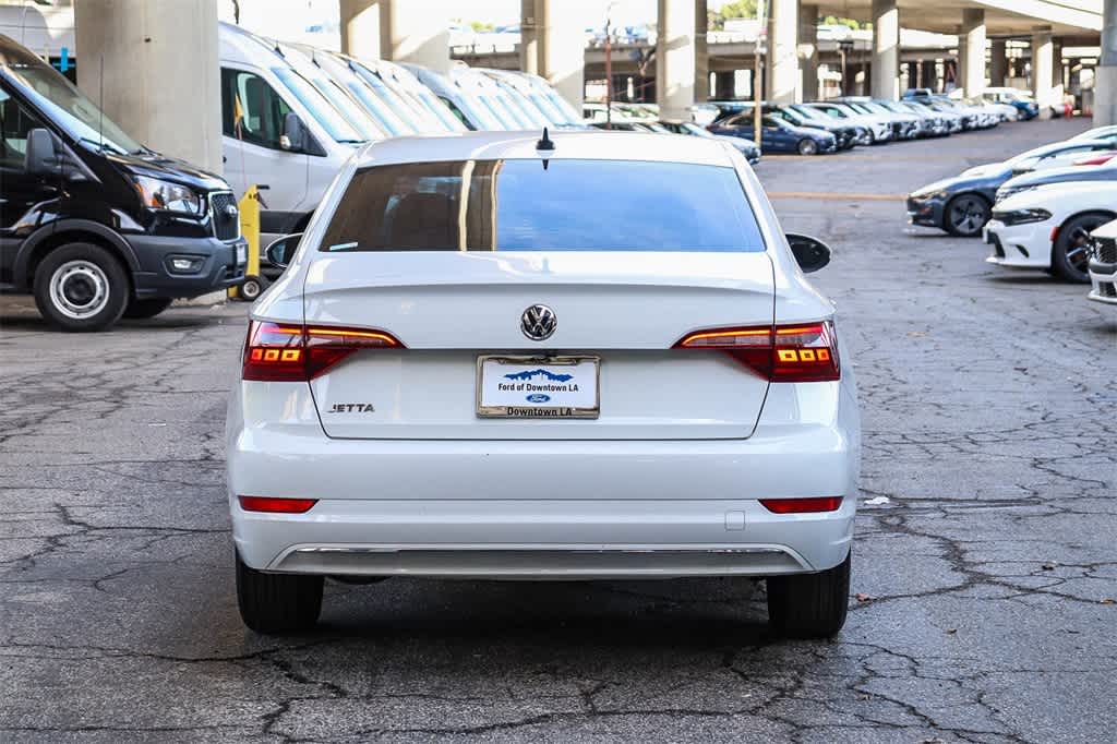 Thumbnail: 2021 Volkswagen Jetta - 5