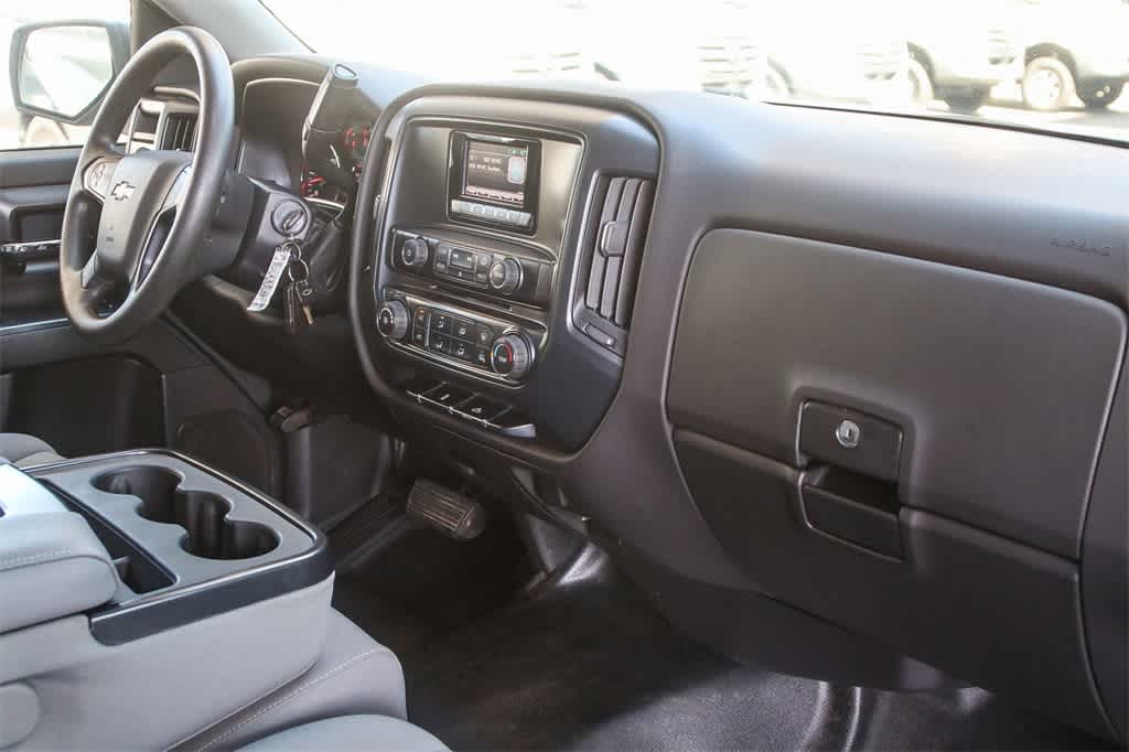 Thumbnail: 2015 Chevrolet Silverado 1500 - 13