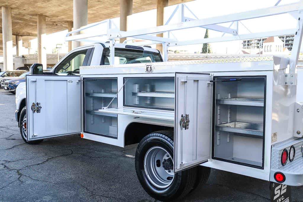 Thumbnail: 2026 Ford F-350 - 31