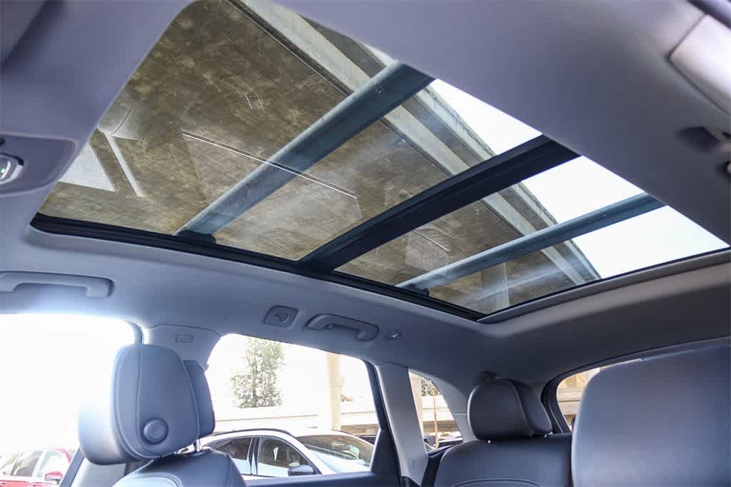 Thumbnail: 2023 Audi Q5 - 27