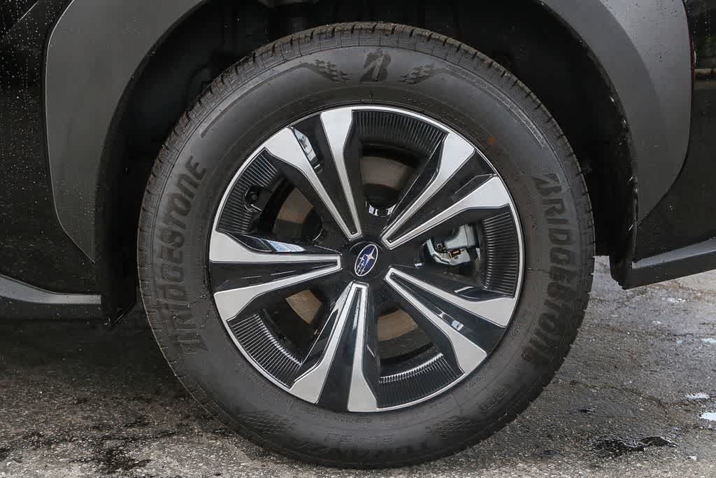 Thumbnail: 2025 Subaru Solterra - 10