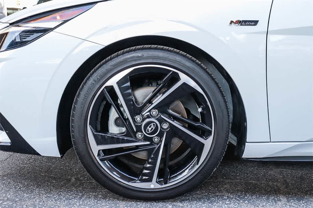 Thumbnail: 2023 Hyundai Elantra - 11