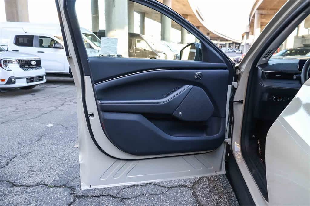 Thumbnail: 2025 Ford Mustang Mach-E - 21