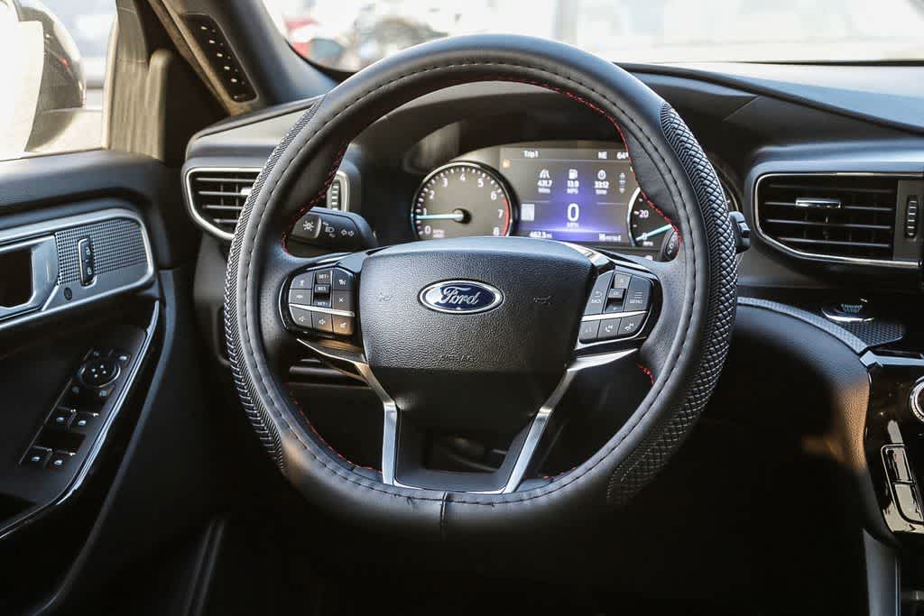 Thumbnail: 2023 Ford Explorer - 15