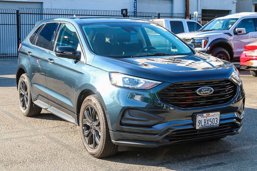 Thumbnail: 2023 Ford Edge - 4