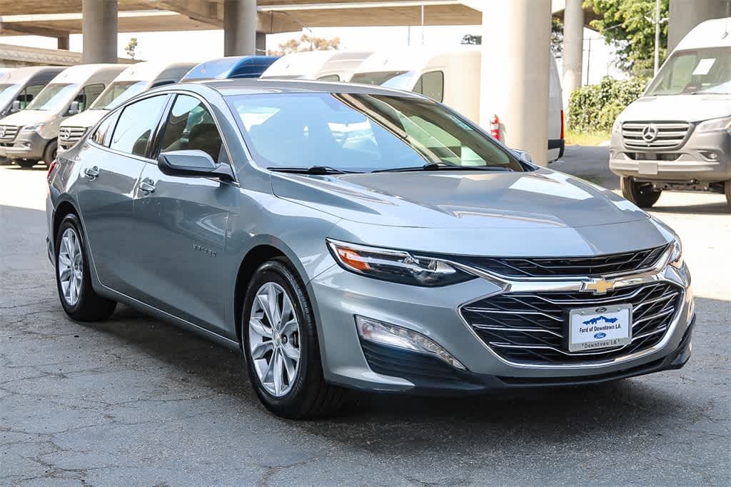 Thumbnail: 2023 Chevrolet Malibu - 3