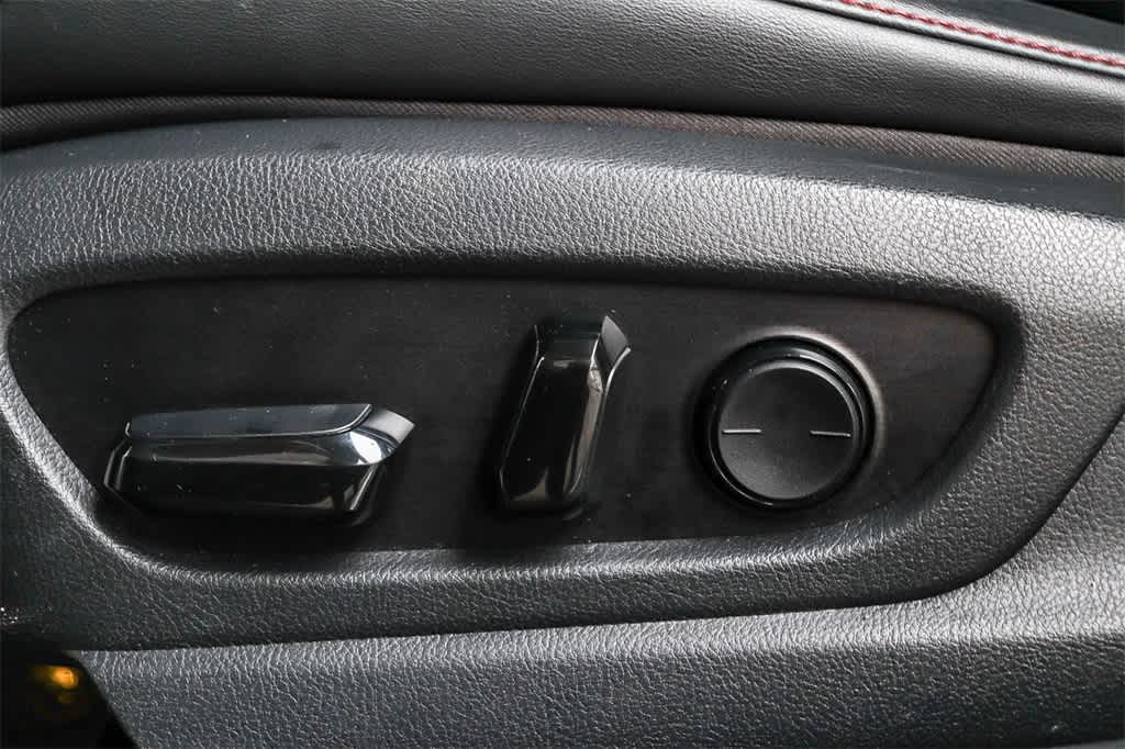 Thumbnail: 2019 Lexus UX - 20