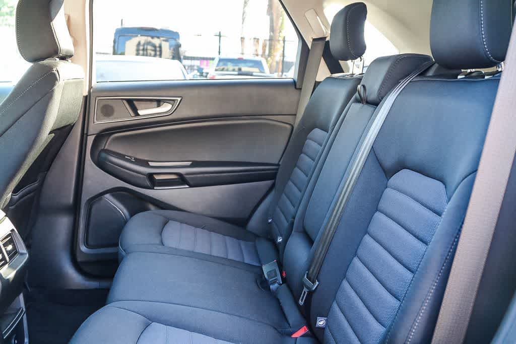 Thumbnail: 2023 Ford Edge - 20