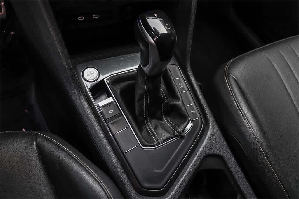 Thumbnail: 2023 Volkswagen Tiguan - 21