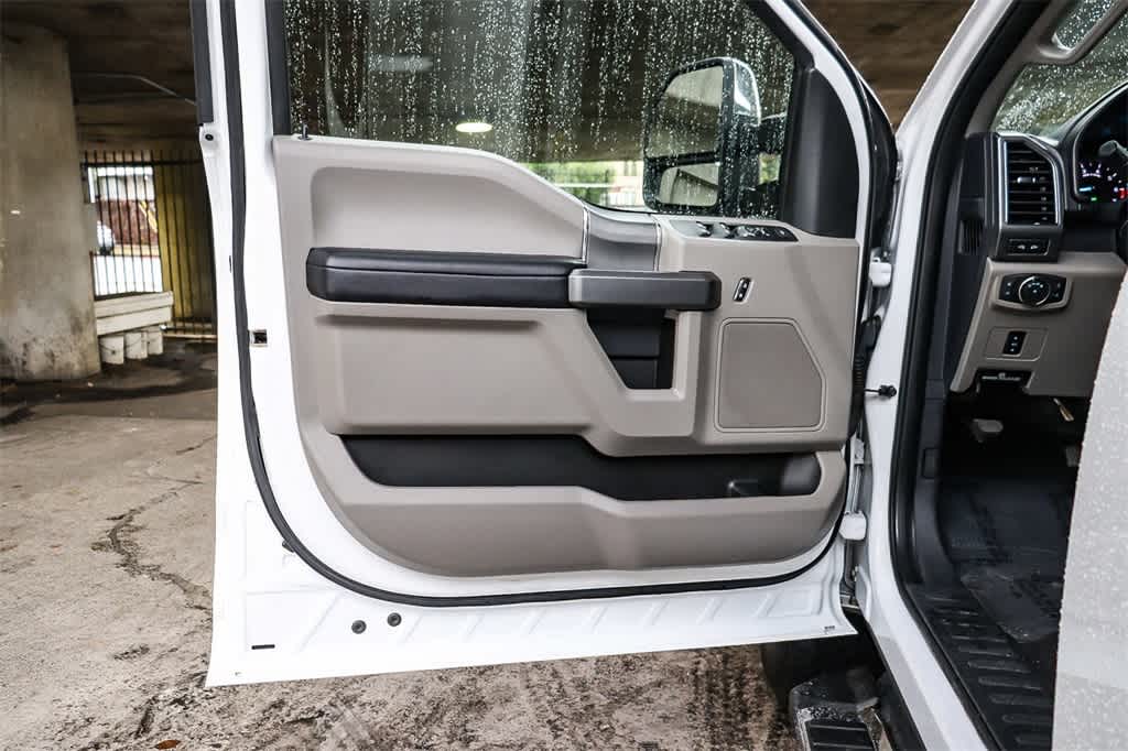 Thumbnail: 2022 Ford F-350 - 22