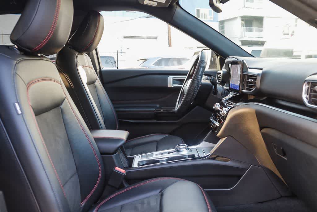 Thumbnail: 2023 Ford Explorer - 16