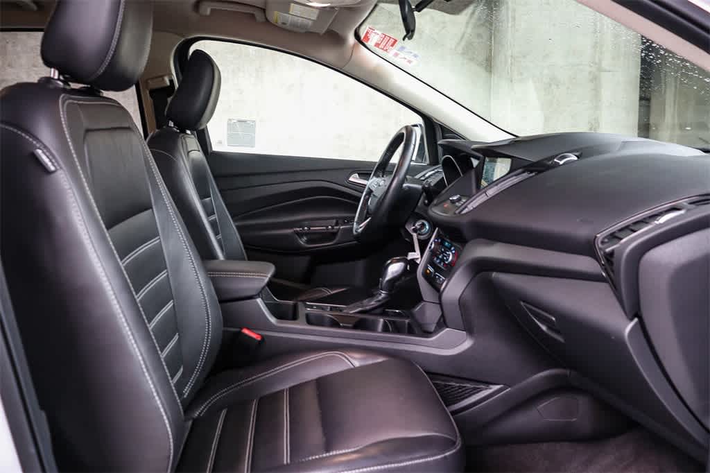 Thumbnail: 2018 Ford Escape - 16