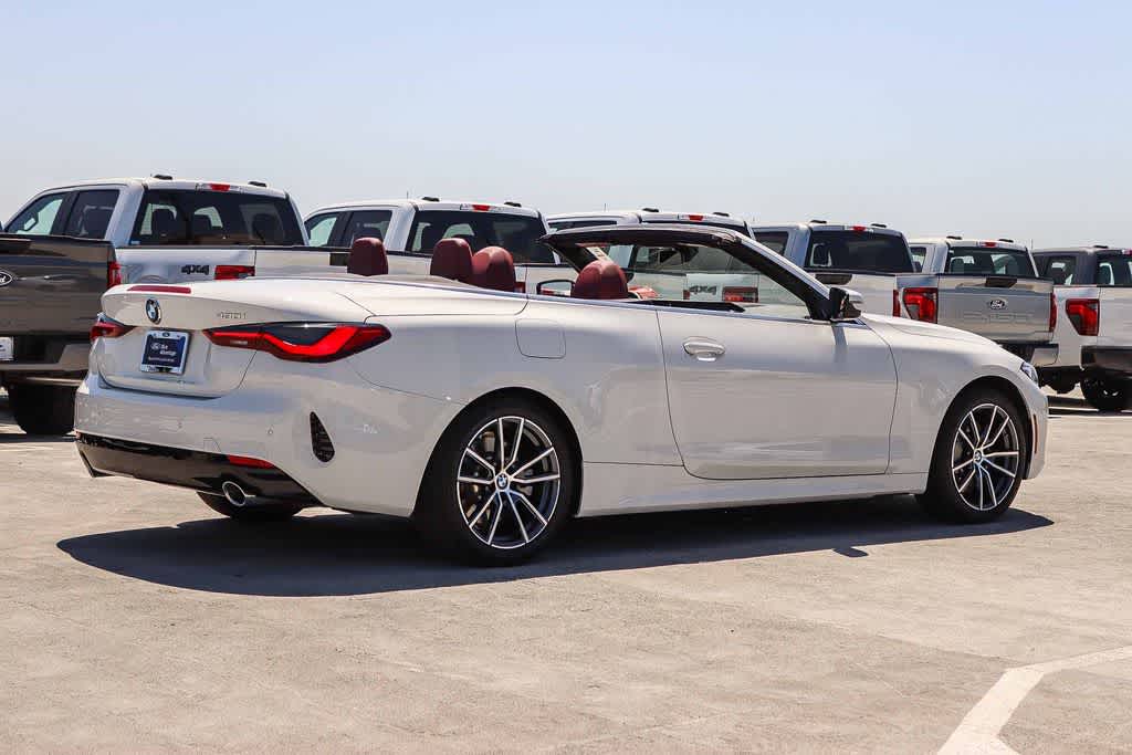 Thumbnail: 2026 BMW 4 Series - 9