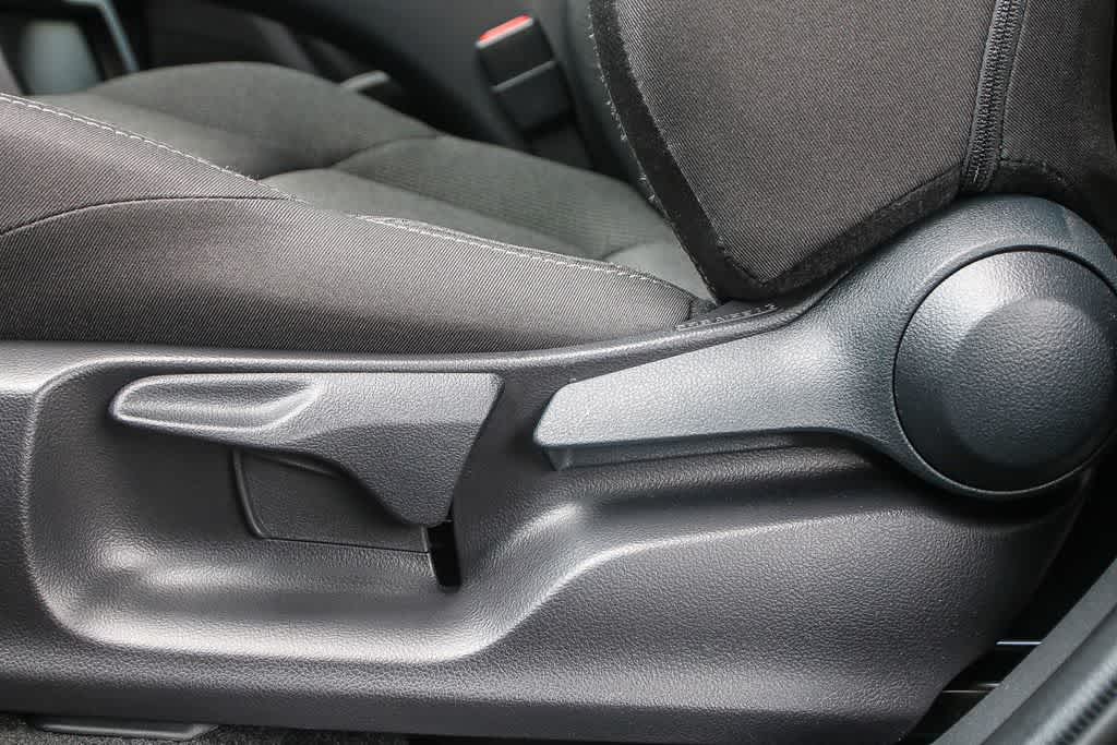 Thumbnail: 2025 Subaru Solterra - 21