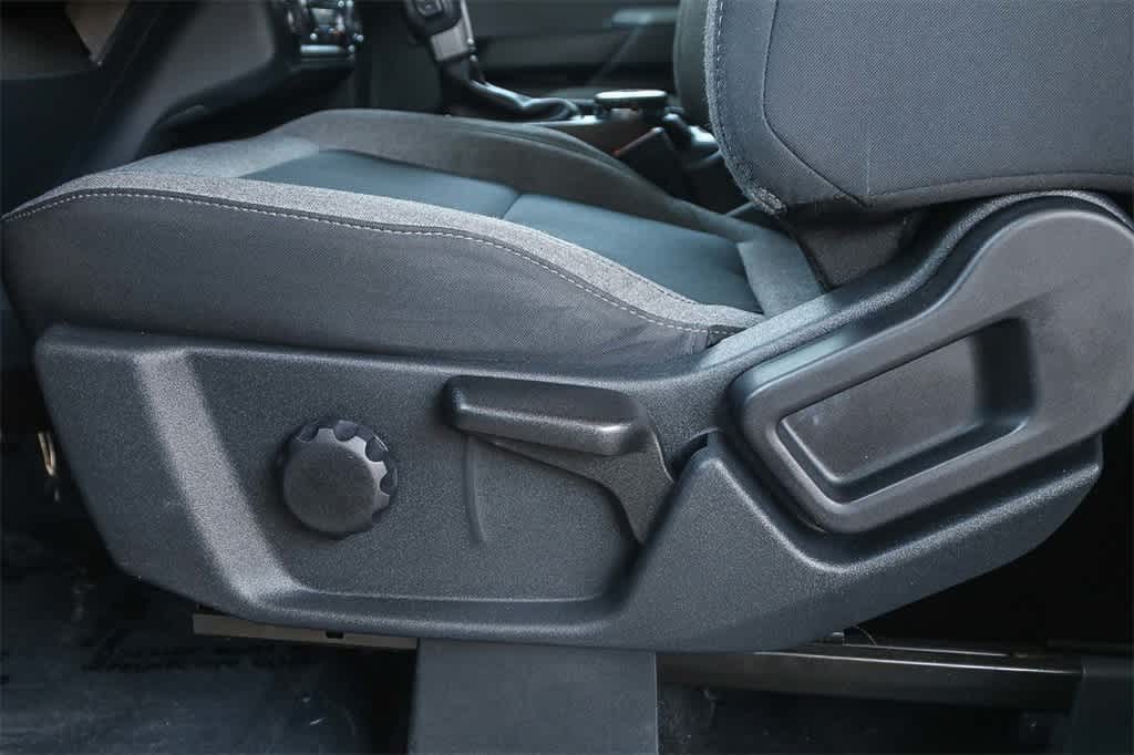 Thumbnail: 2022 Ford Bronco - 23