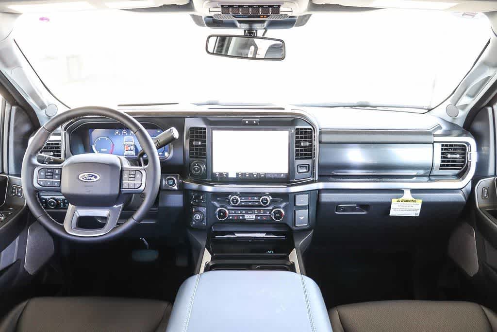2025 Ford F-350 Super Duty Lariat - Photo 12