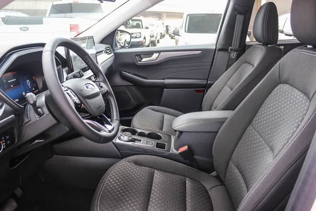 Thumbnail: 2024 Ford Escape - 15