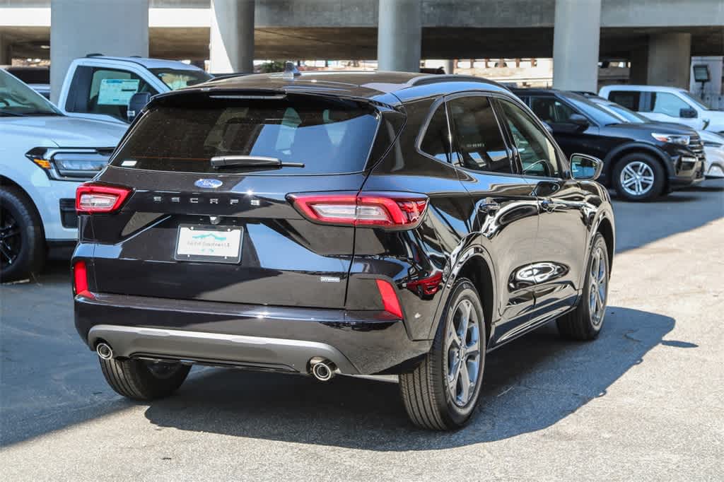 Thumbnail: 2024 Ford Escape - 4