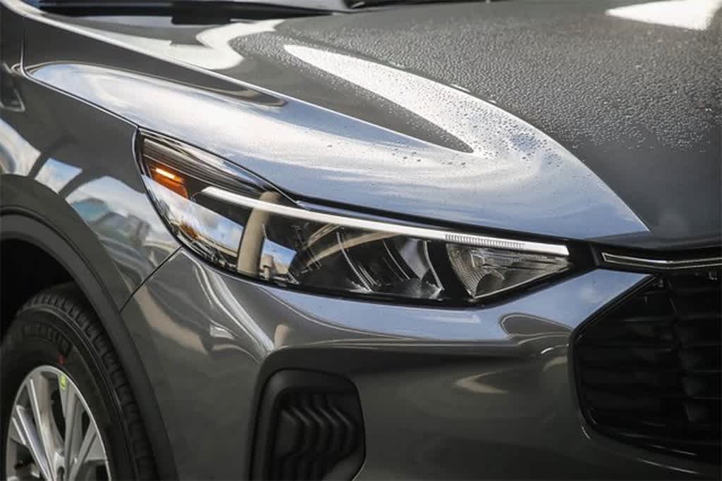 Thumbnail: 2024 Ford Escape - 4