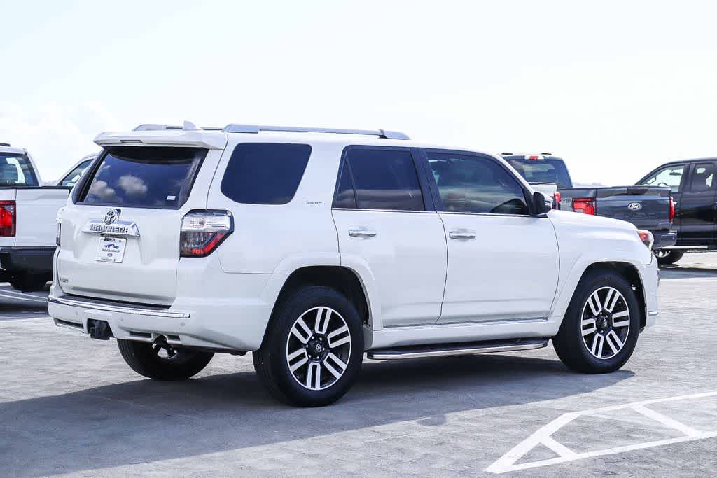 Thumbnail: 2018 Toyota 4Runner - 3