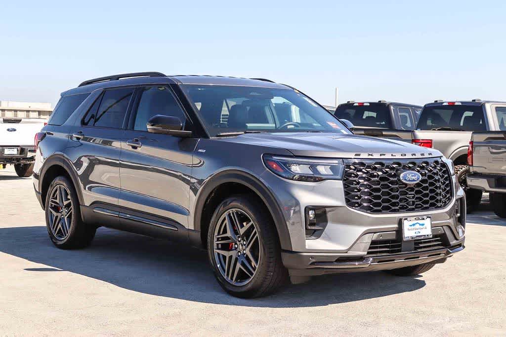 Thumbnail: 2025 Ford Explorer - 2