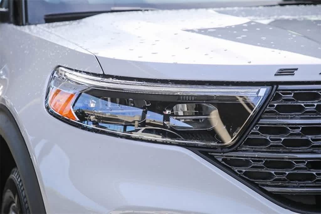2024 Ford Explorer XLT photo 4