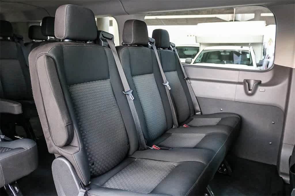 Thumbnail: 2023 Ford Econoline - 15