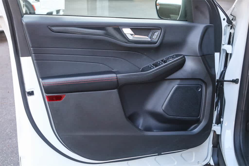 Thumbnail: 2024 Ford Escape - 22