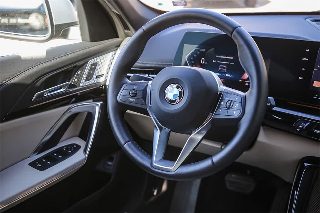 Thumbnail: 2024 BMW X1 - 14