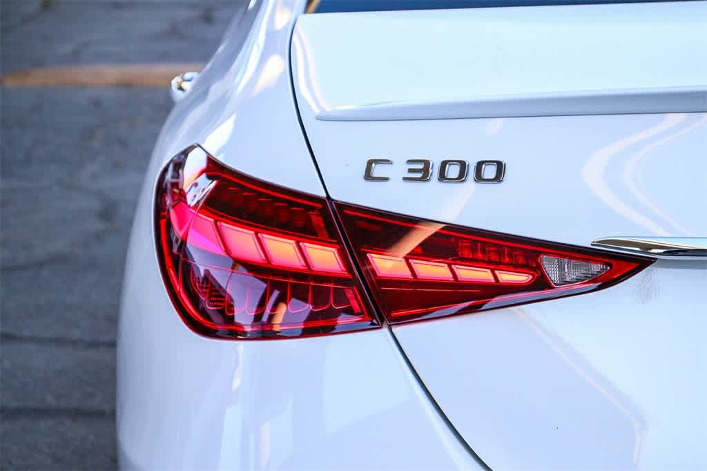 Thumbnail: 2023 Mercedes-Benz C-Class - 7