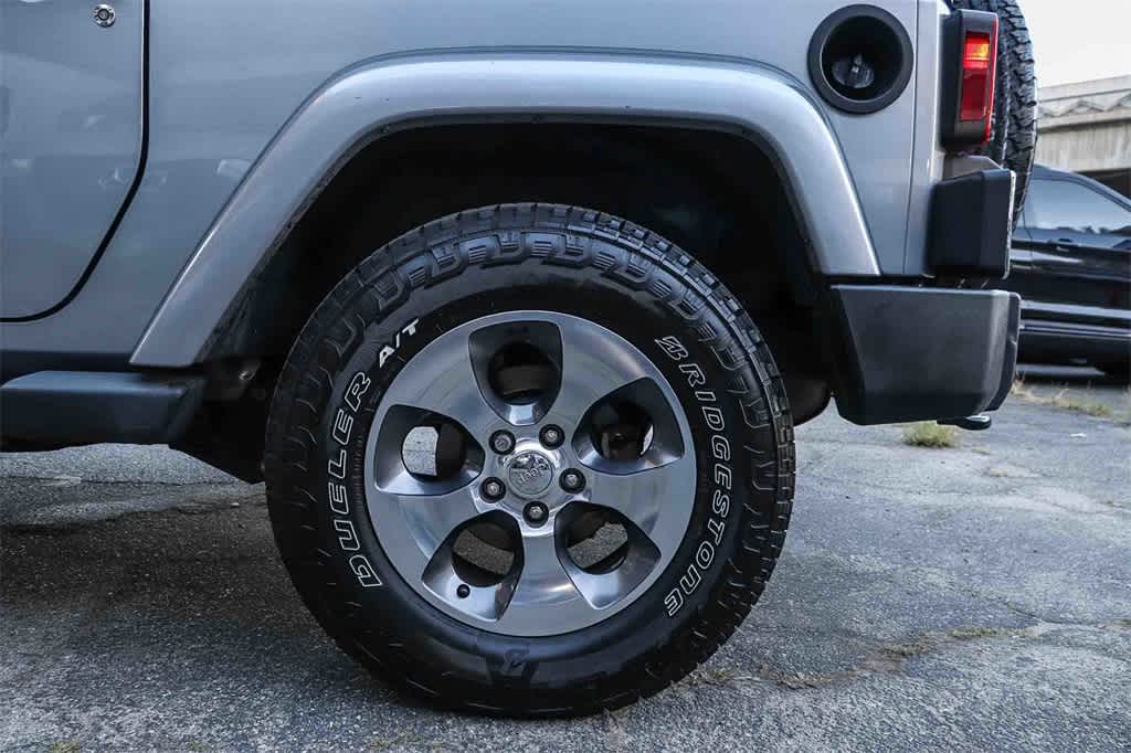 Thumbnail: 2016 Jeep Wrangler - 10