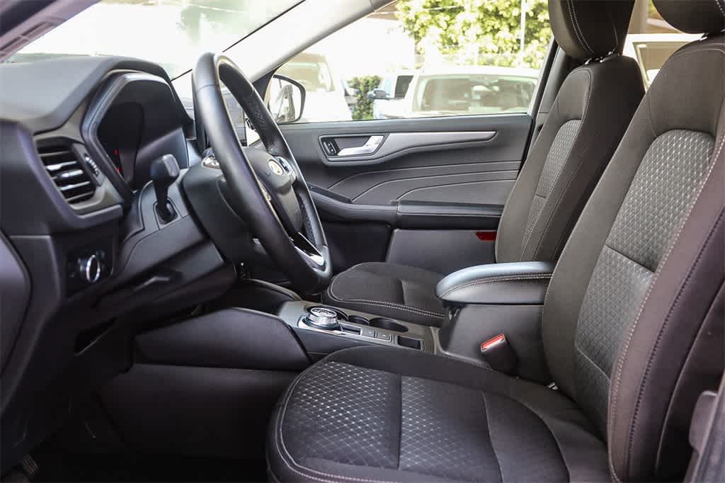 Thumbnail: 2023 Ford Escape - 17