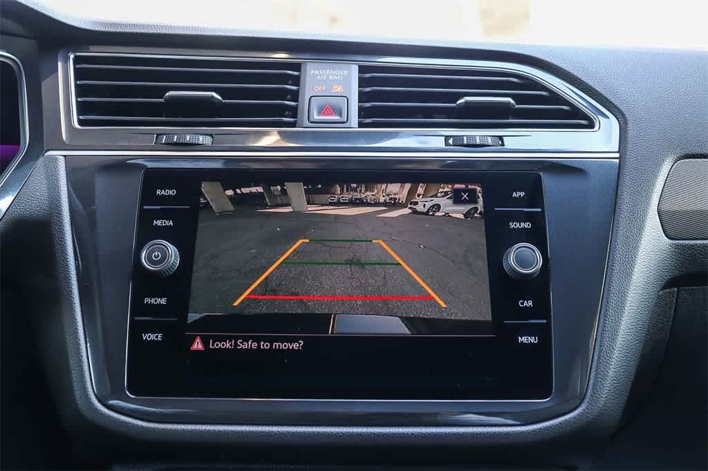 Thumbnail: 2022 Volkswagen Tiguan - 26