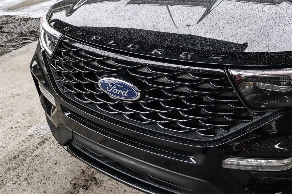 Thumbnail: 2022 Ford Explorer - 8