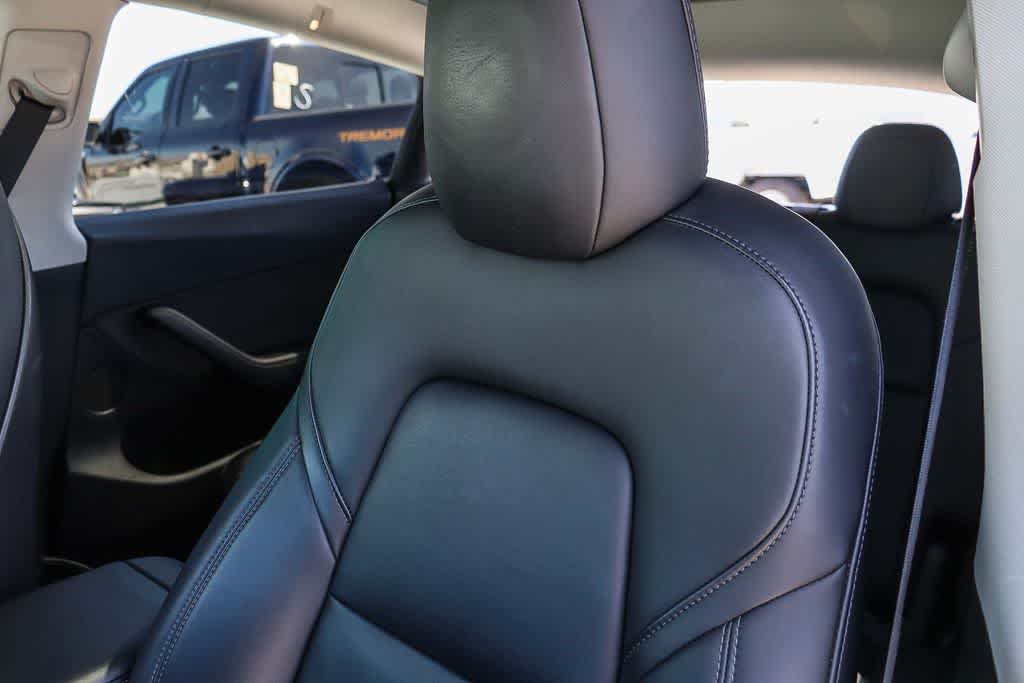 Thumbnail: 2021 Tesla Model Y - 26