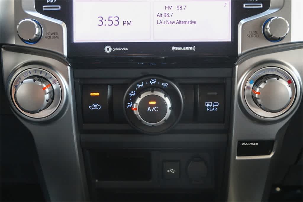 Thumbnail: 2022 Toyota 4Runner - 15