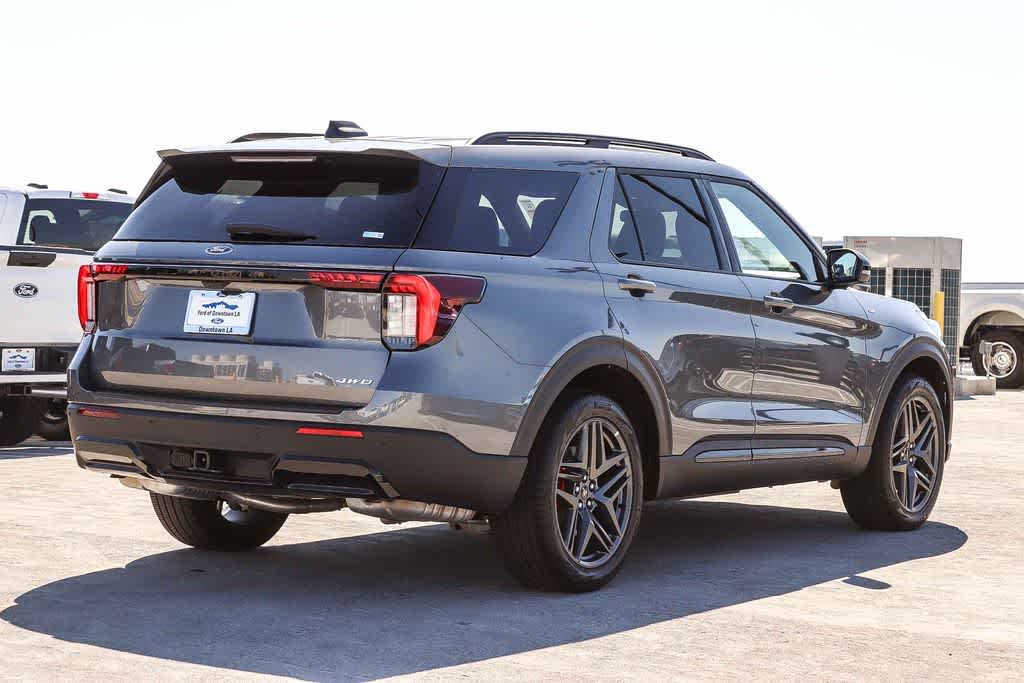 Thumbnail: 2025 Ford Explorer - 3