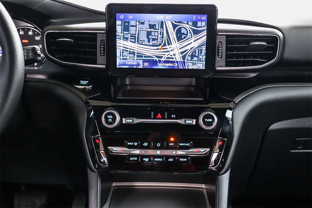 Thumbnail: 2022 Ford Explorer - 13