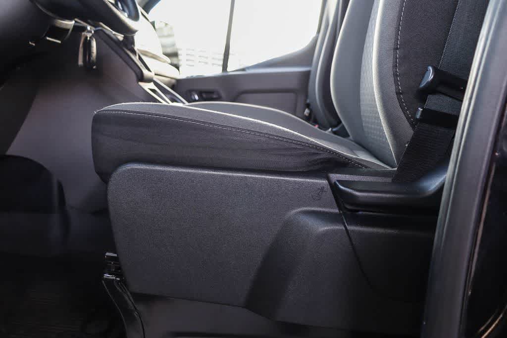 Thumbnail: 2024 Ford Econoline - 19