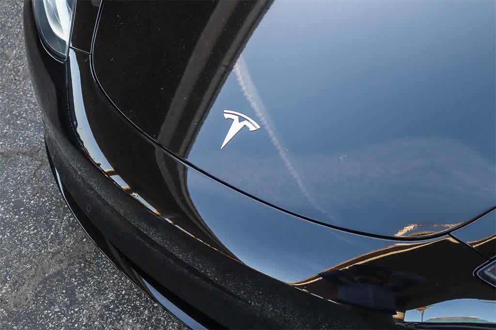 Thumbnail: 2018 Tesla Model 3 - 8