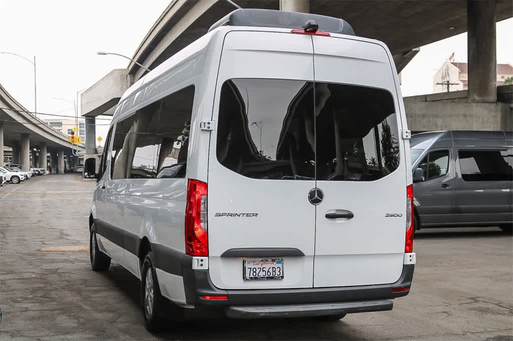 Thumbnail: 2020 Mercedes-Benz Sprinter - 6