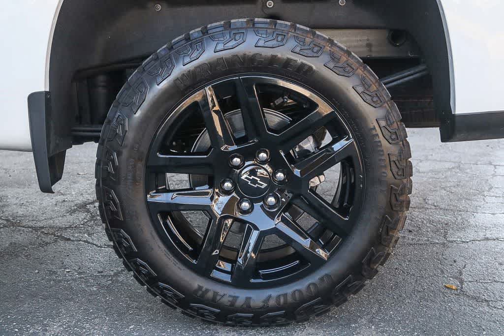 Thumbnail: 2025 Chevrolet Silverado 1500 - 10