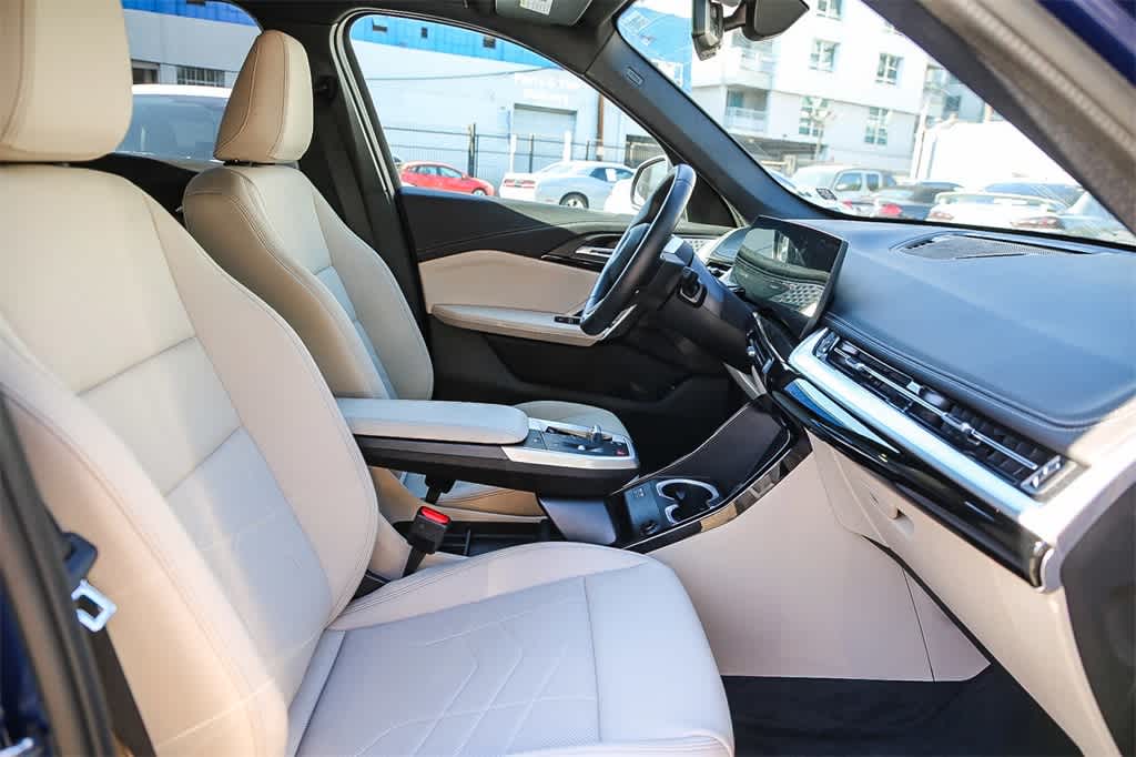 Thumbnail: 2024 BMW X1 - 15