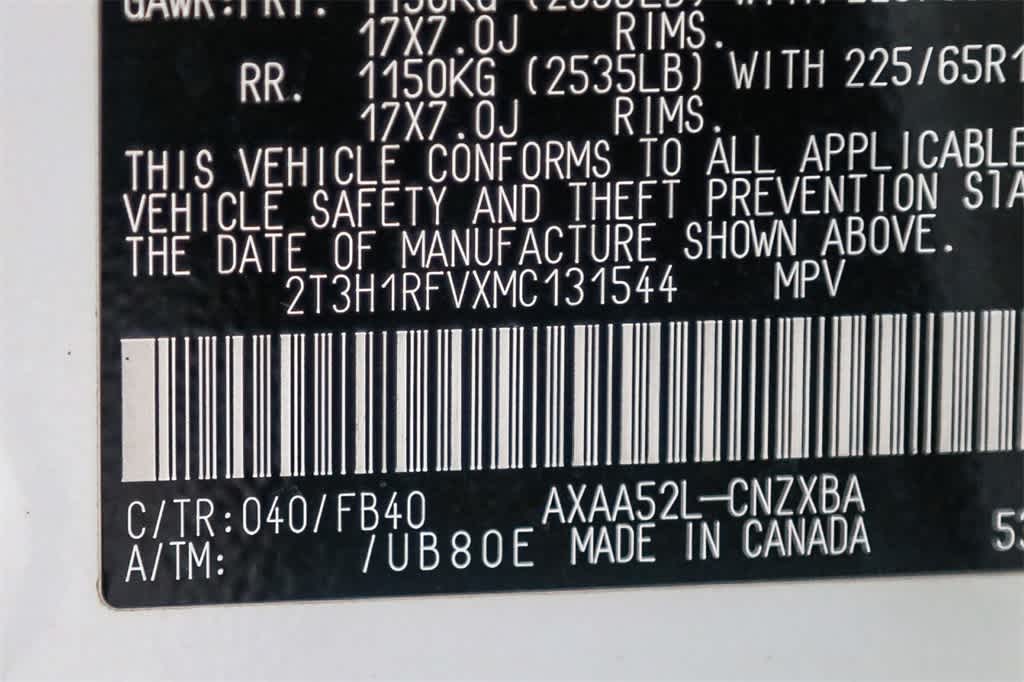2021 Toyota RAV4 LE 27
