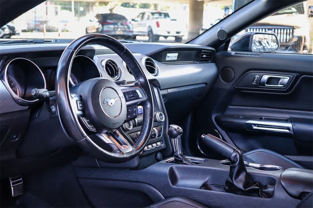 Thumbnail: 2022 Ford Mustang - 19